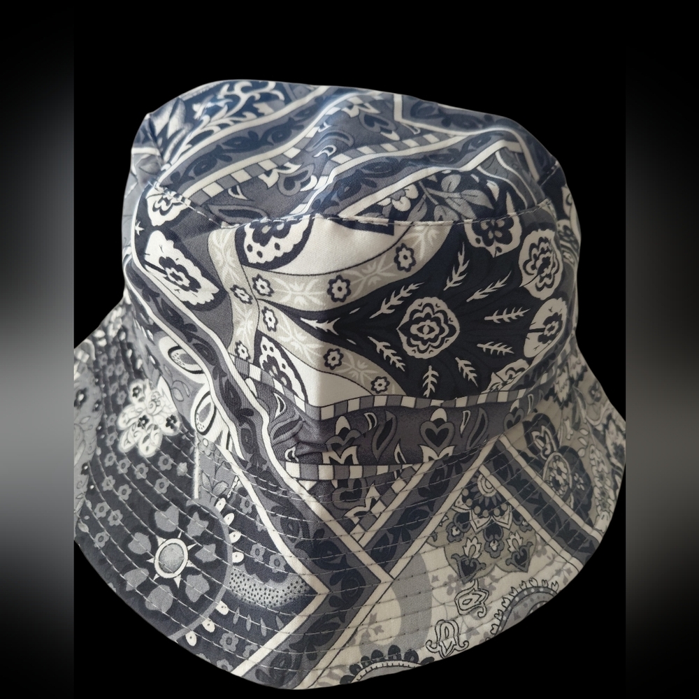 Patchwork Paisley Pattern Bucket Hat Unisex 22"-23" - Picture 4 of 5